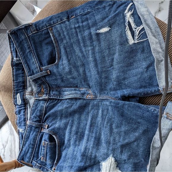 ❗2/$25 Bundle Discount❗Distressed Jean Shorts - Picture 1 of 3